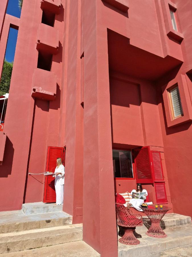 La Muralla Roja Кальпе Экстерьер фото