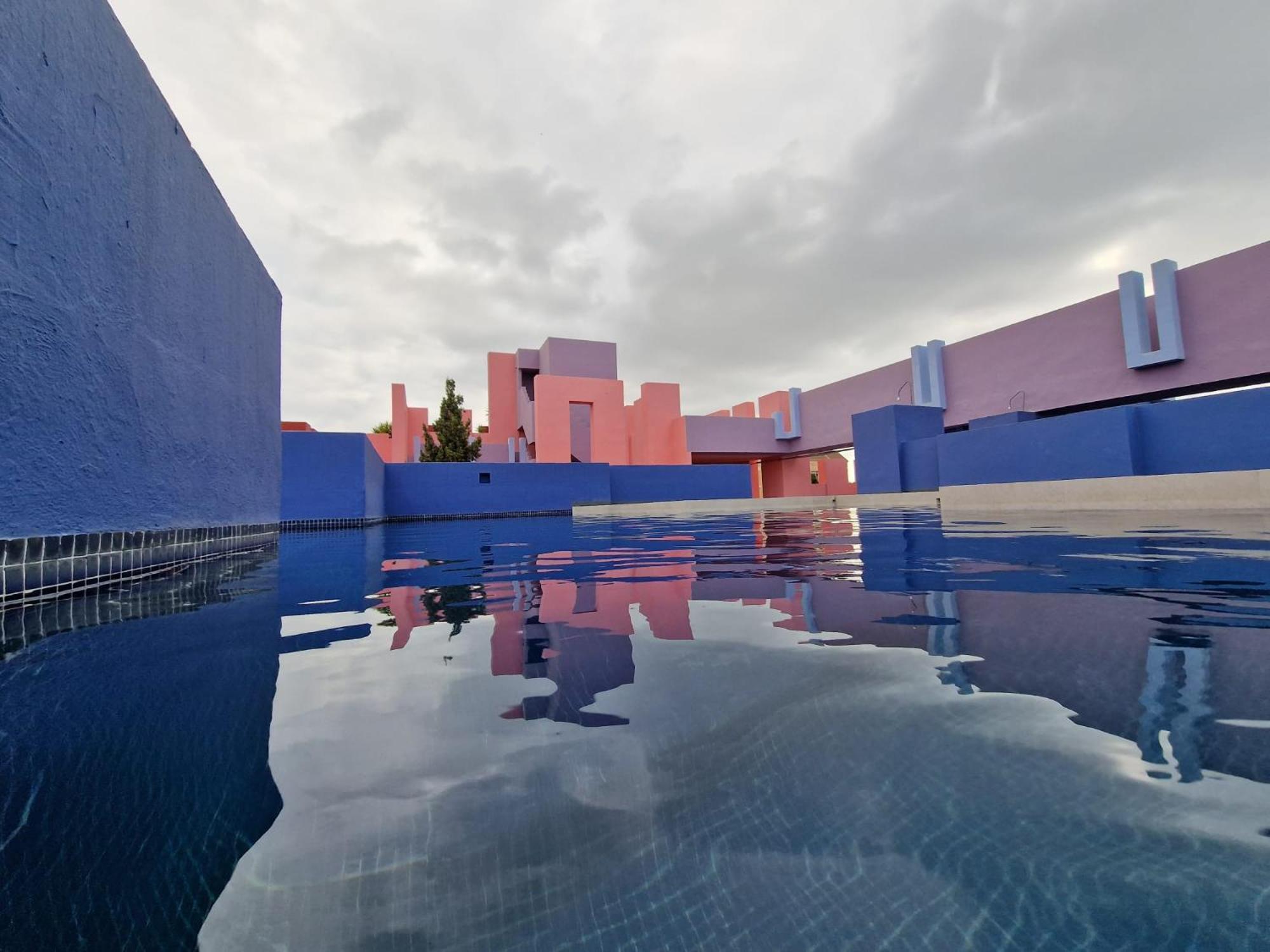 La Muralla Roja Кальпе Экстерьер фото